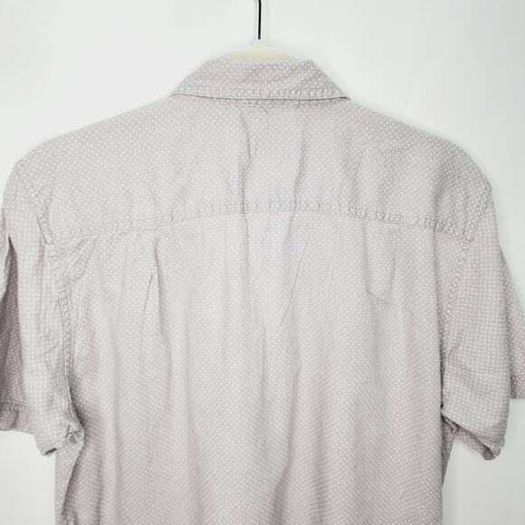 Patagonia Gray Short Sleeve Button Front Men's Shirt Size Medium Style  53139 SP - Picture 11 of 12